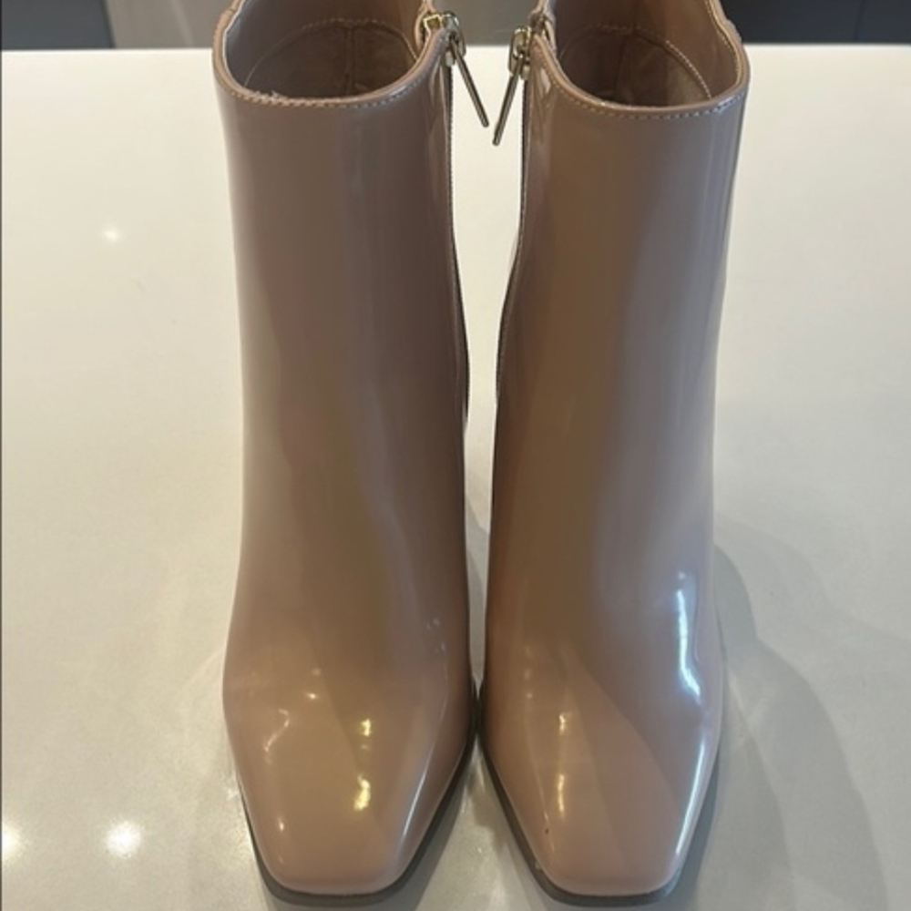 Jennifer Lopez Glossy Beige Ankle Booties